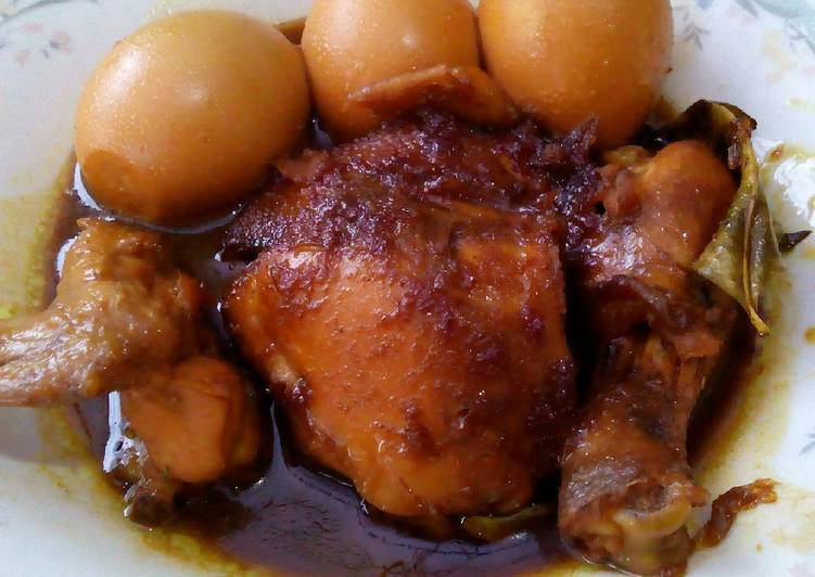Semur Ayam Telor Kecap