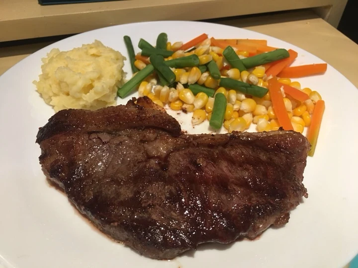 Cara Mudah Membuat Resep Home made Steak with mushroom sauce😊 yang  Bikin Ketagihan Anti Ribet, Sempurna