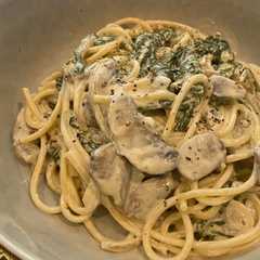รูปของ Spaghetti Jamur & Bayam Creamy