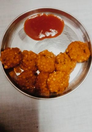 A picture of Sabudana tikki.