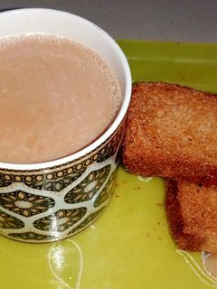 अदरक तुलसी चाय (Adrak tulsi chai recipe in hindi) रेसिपी मुख्य फोटो
