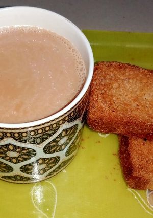 अदरक तुलसी चाय (Adrak tulsi chai recipe in hindi) रेसिपी मुख्य फोटो
