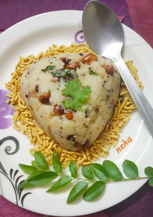 A picture of Healthy Upma loaded with vegetables 😋.
