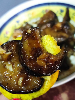 Una foto de Berenjenas con salsa agridulce vegano 🌱 Sin tacc 🔴