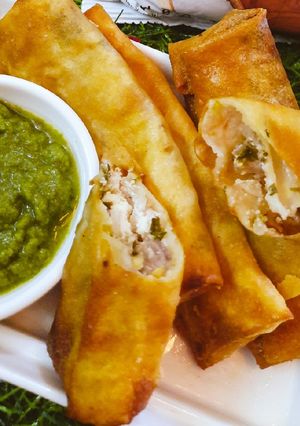 A picture of Jubnah Rolls.