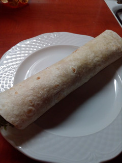 Zöldséges tortilla tekercs recept fotója