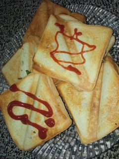 عکسی از دستور اسنک پیتزایی ساده و راحت به سبک من😋