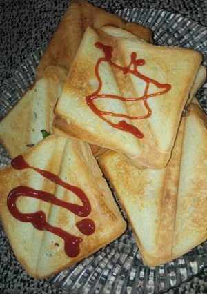 عکسی از دستور اسنک پیتزایی ساده و راحت به سبک من😋