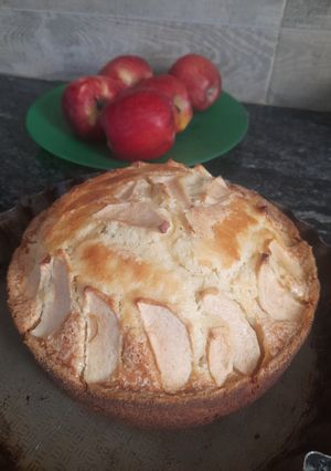 Una foto de Budín de manzana en olla essen 24
