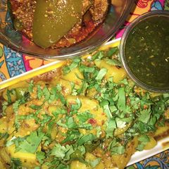 A picture of Achari Aloo.