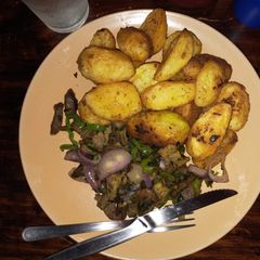 A picture of Spicy fried potatoes and beef(trialanderror).