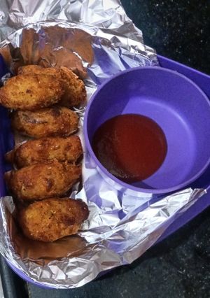 ब्रेड पोटैटो कटलेट्स (Bread potato cutlets recipe in hindi) रेसिपी मुख्य फोटो