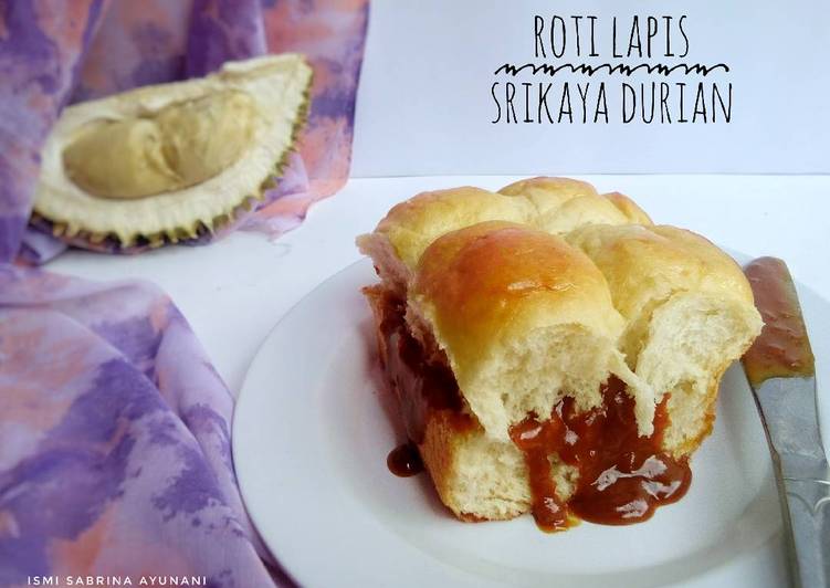 Cara Gampang Menyiapkan Roti Lapis Srikaya Durian (Roti Maros Style), Enak Banget