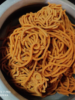 கார முறுக்கு (Kaara murukku recipe in tamil) செய்முறை முக்கிய புகைப்படம்