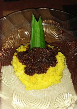 Foto resep Pulut Kuning Inti Kelapa
