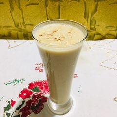 A picture of Oats smoothie🍸.