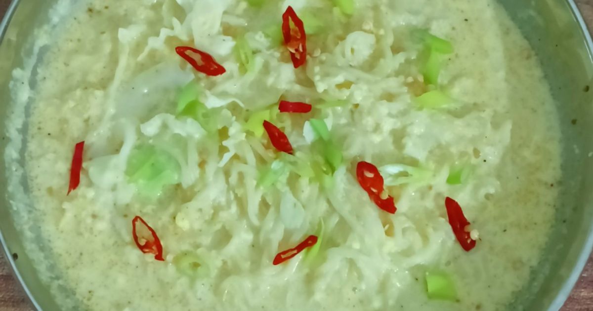 1075. Mi Kari Kuah Susu