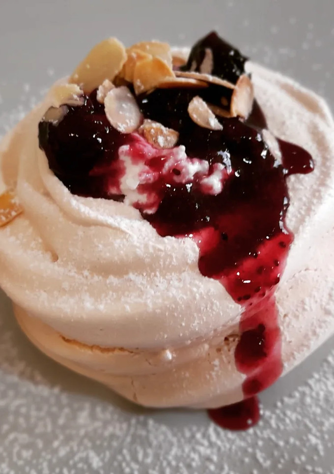 Una foto de Pavlova clásica