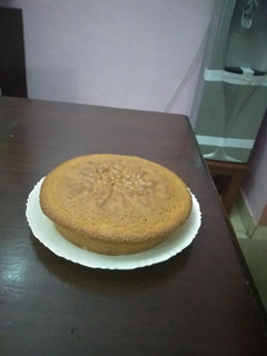 A picture of Vanilla sponge cake.