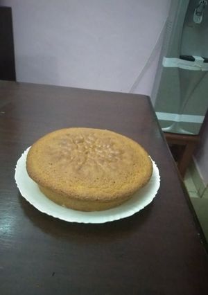 A picture of Vanilla sponge cake.