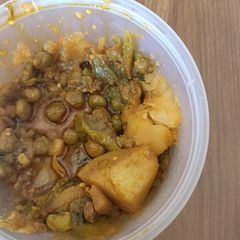 A picture of Aloo matar ki sabji.