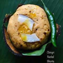 A picture of Prawn coconut bharta.