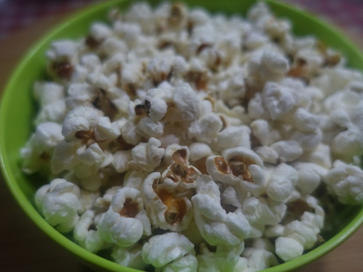 Cara Gampang Membuat Resep Popcorn Gurih Bioskop Ala Rumahan Cemilan Diet Sehat Anti Gagal