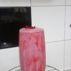 Strawberry milkshake A picture of Strawberry milkshake.