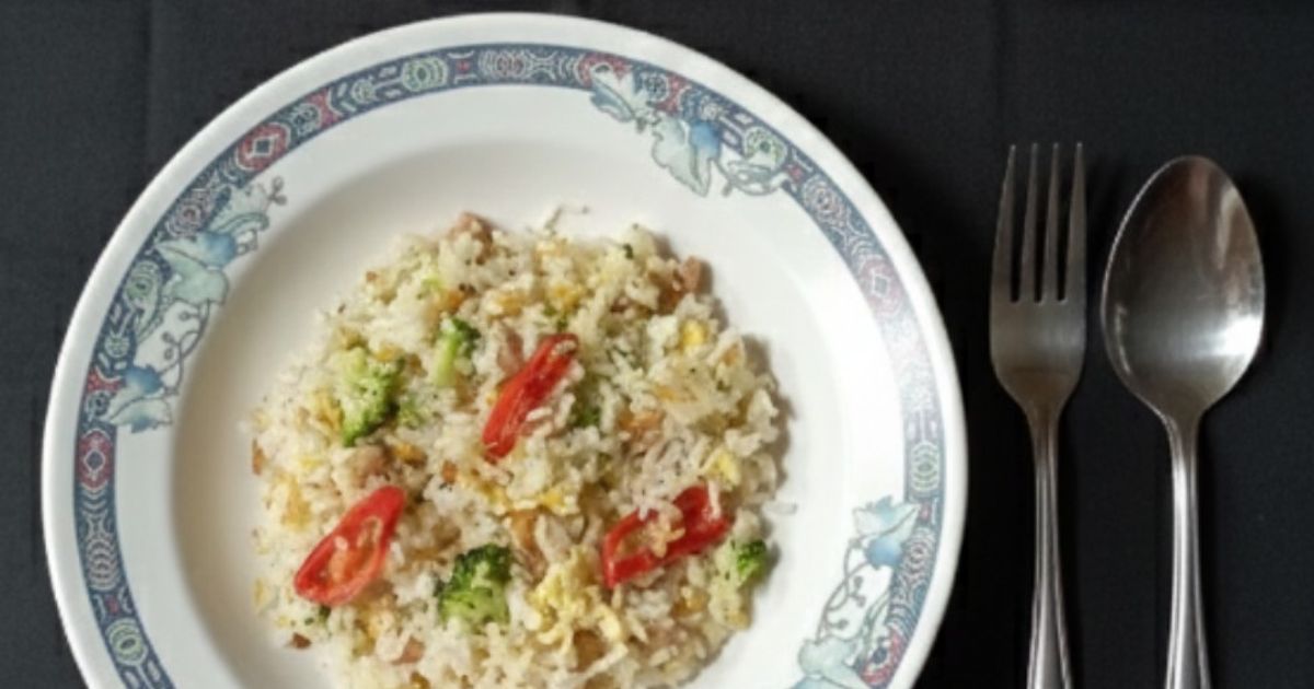 Nasi Goreng Brokoli Sosis