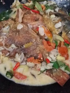 Foto resep Ikan nila merah goreng kuah santan