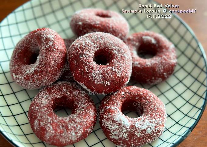 Resipi Donut Red Velvet Viral Oleh Sesimple Loralin Cookpad