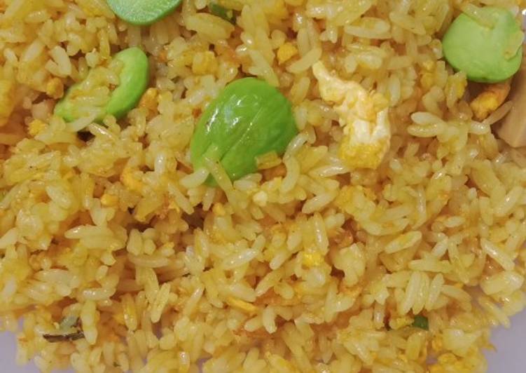 Cara Gampang Menyiapkan Nasi goreng kuning pete yang Sempurna