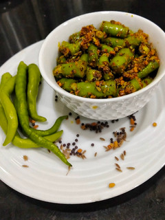 A picture of Green Chilli Pickle.