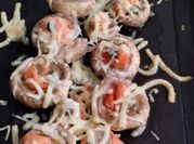 Una foto de champiñón relleno