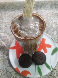 ઓરીયો મિલ્કશેક(Oreo મિલ્ક Shake Recipe in Gujarati) રેસીપી મુખ્ય ફોટો