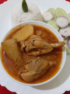 আলু পেঁপে দিয়ে চিকেনের ঝোল (pepe chickener jhol recipe in Bengali) রেসিপির প্রধান ছবি
