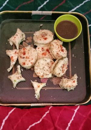 સેન્ડવીચ ઢોકળા (Sandwich Dhokla Recipe In Gujarati) રેસીપી મુખ્ય ફોટો