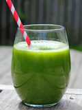 Licuado de pasto de trigo y alga espirulina    