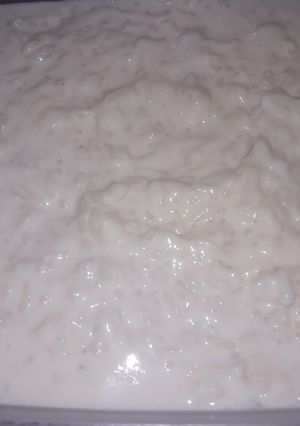 Una foto de Arroz con leche cremoso
