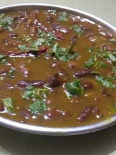 राजमा इन कश्मीरी स्टाइल (rajma in kashmiri style recipe in Hindi) रेसिपी मुख्य फोटो