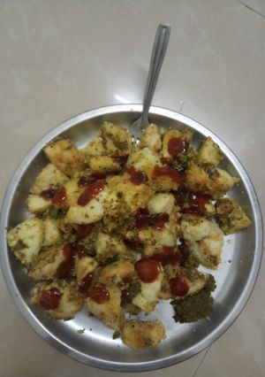 इडली फ्राई (idli fry recipe in Hindi) रेसिपी मुख्य फोटो