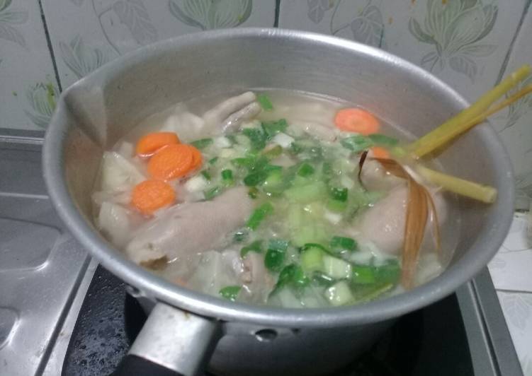 Cara Gampang Membuat Sop Ayam Pak Min Klaten KW yang Lezat Sekali