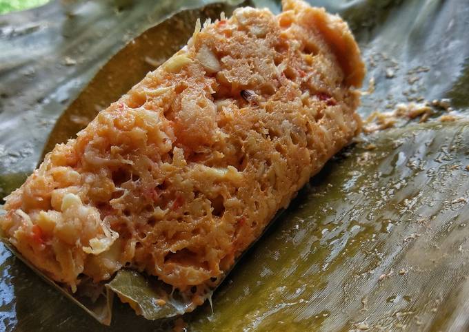 Bagaimana Menyiapkan Botok Udang Tempe Anti Gagal