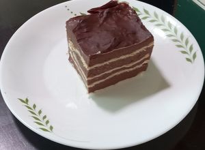 Una foto de Postre de cacao y ducales