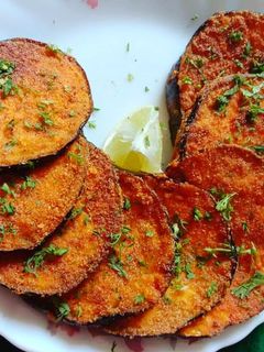 बैंगन फ्राई (baingan fry recipe in Hindi) रेसिपी मुख्य फोटो
