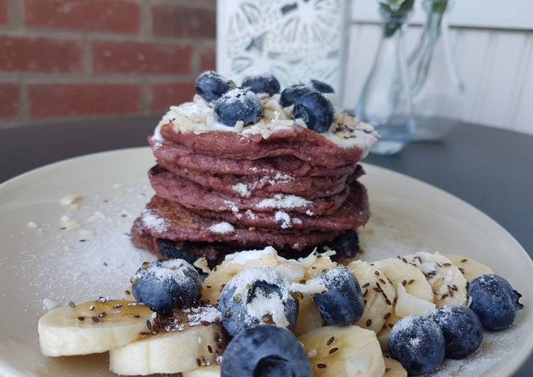 Pancakes de frambuesas con plátano