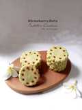 Strawberry Dots Matcha Cookies
