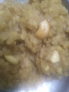 சர்க்கரை பொங்கல் (Sarkarai pongal recipe in tamil) செய்முறை முக்கிய புகைப்படம்