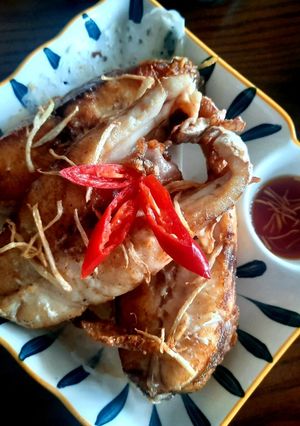 Hình của món Cá hồng rán.