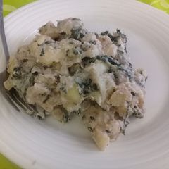 A picture of Xiguinha (Cassava peanuts and nkanka).